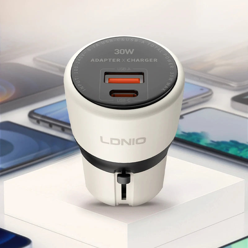 LDNIO universal travel adapter mobile phone fast charger PD30W UK/EU/US/AU international adapter for iphone 16/15/14/13/12/11pro